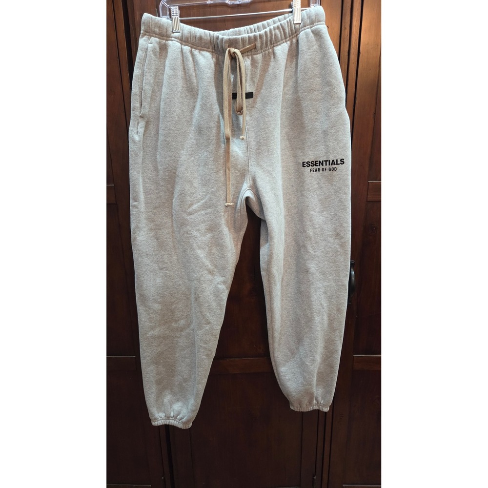 Fear of God Essentials Mens Sweatpants Heather Grey Logo Joggers Size L NEW